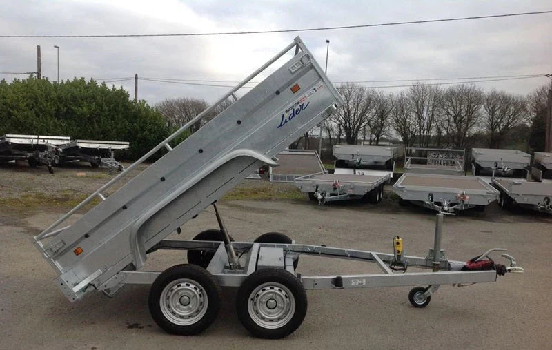 Remolque basculante de alta resistencia Lider, PTAC 1500 kg, ejes dobles con freno