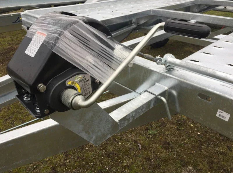 Remolque portacoches ptac 2700 kg entregado nuevo